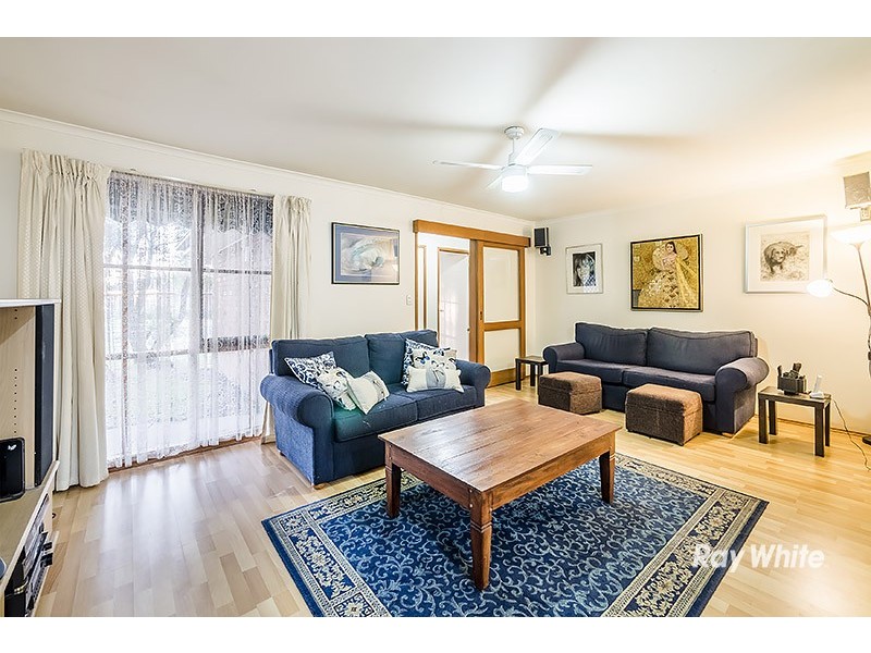 8 Jasmine Court, Cranbourne North VIC 3977