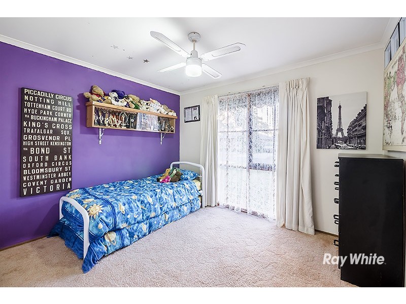8 Jasmine Court, Cranbourne North VIC 3977