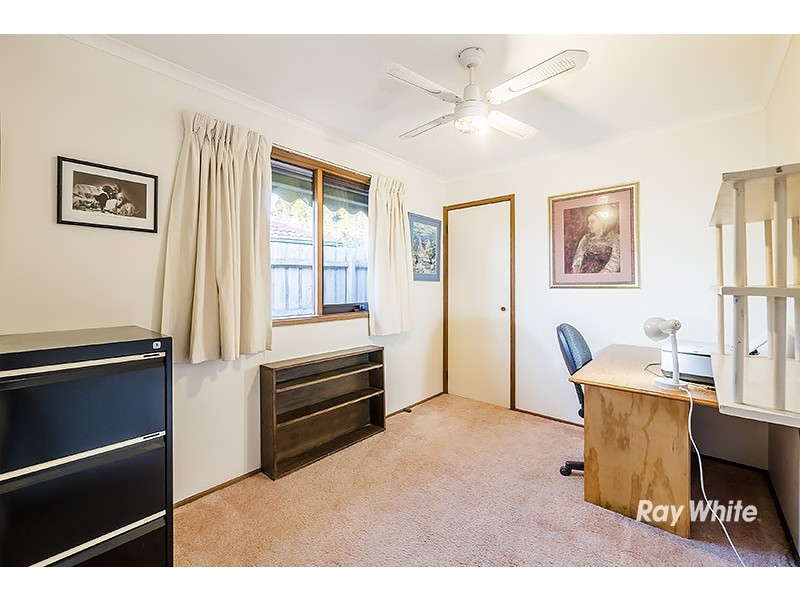 8 Jasmine Court, Cranbourne North VIC 3977