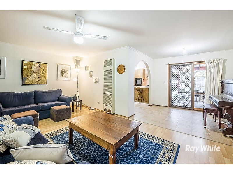 8 Jasmine Court, Cranbourne North VIC 3977