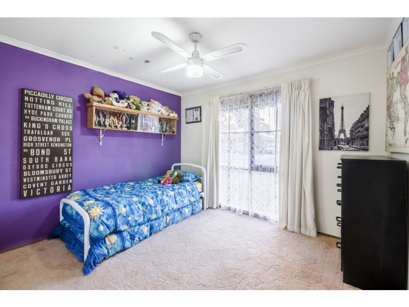 8 Jasmine Court, Cranbourne North VIC 3977