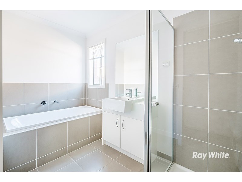 67 Brocker Street, Clyde North VIC 3978