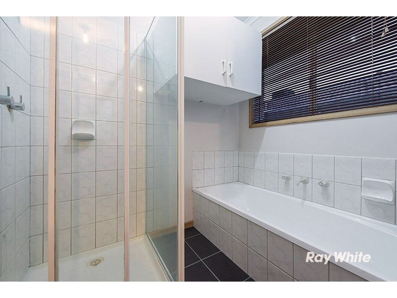 7 Christine Place, Cranbourne North VIC 3977