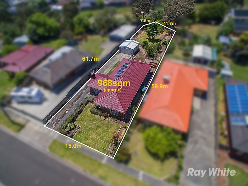 20 Damian Court, Cranbourne VIC 3977