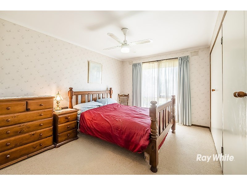 20 Damian Court, Cranbourne VIC 3977