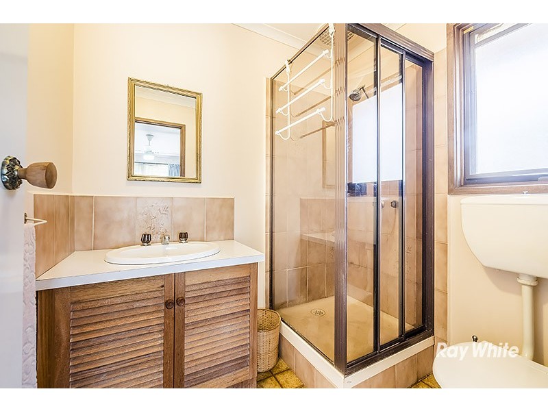 20 Damian Court, Cranbourne VIC 3977