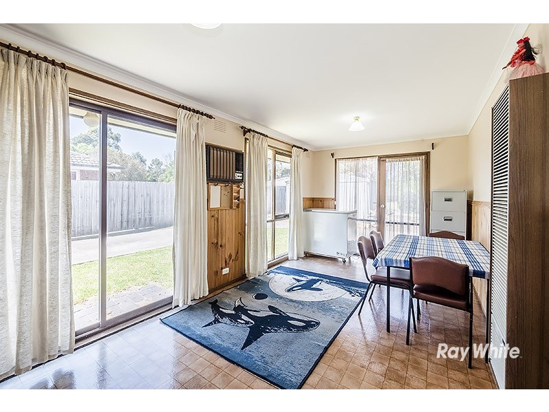 20 Damian Court, Cranbourne VIC 3977