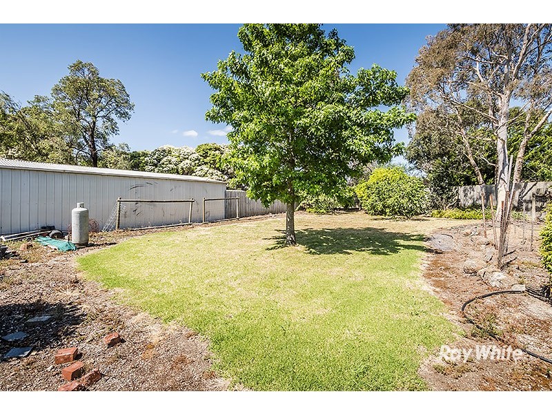 20 Damian Court, Cranbourne VIC 3977