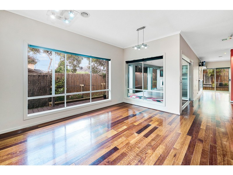 1 Cresta Court, Berwick VIC 3806