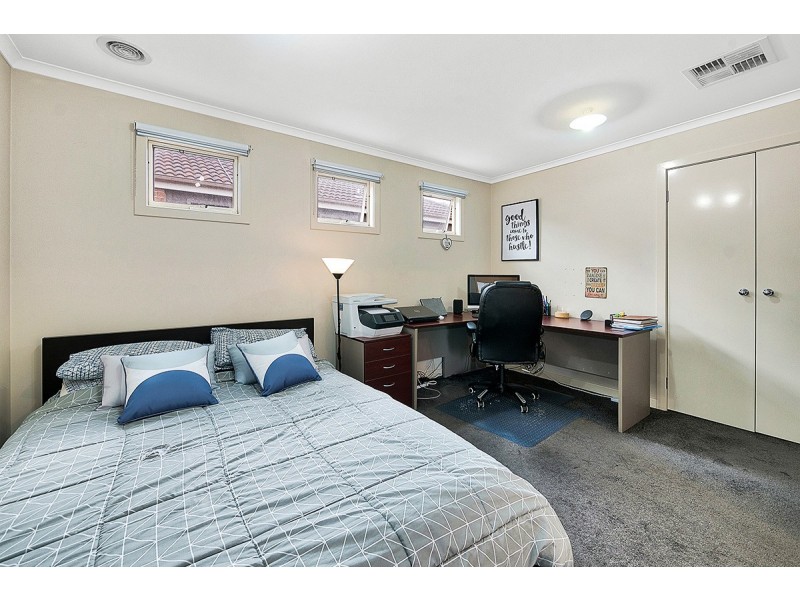 1 Cresta Court, Berwick VIC 3806