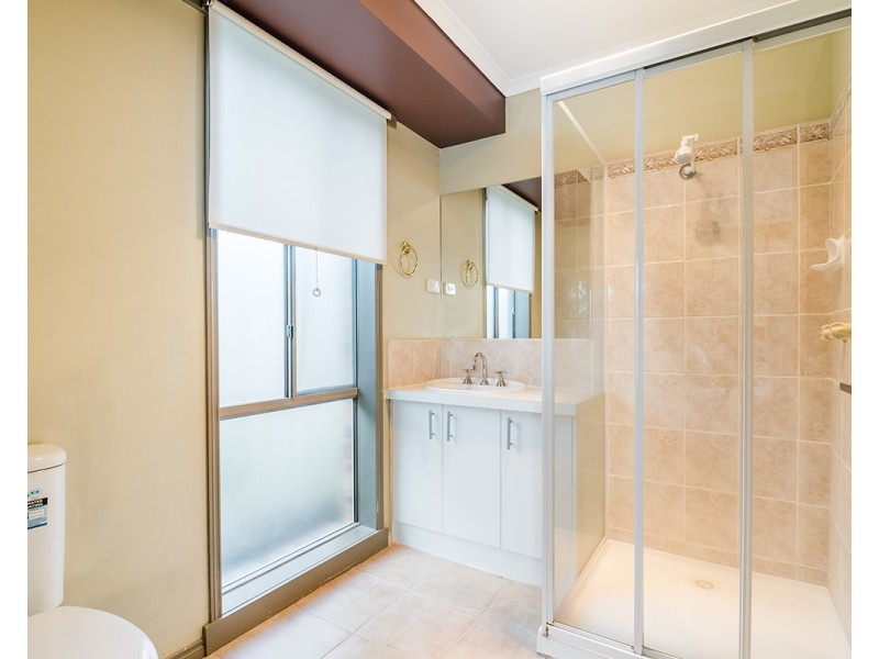 10 Landau Court, Cranbourne North VIC 3977