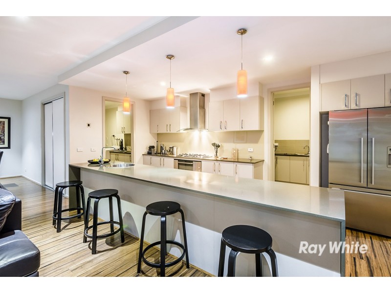 3 Black Gum Crescent, Cranbourne West VIC 3977