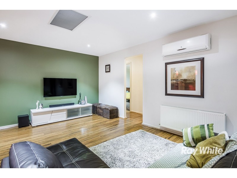 3 Black Gum Crescent, Cranbourne West VIC 3977