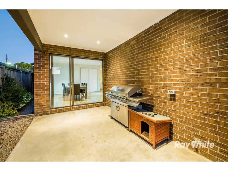 3 Black Gum Crescent, Cranbourne West VIC 3977