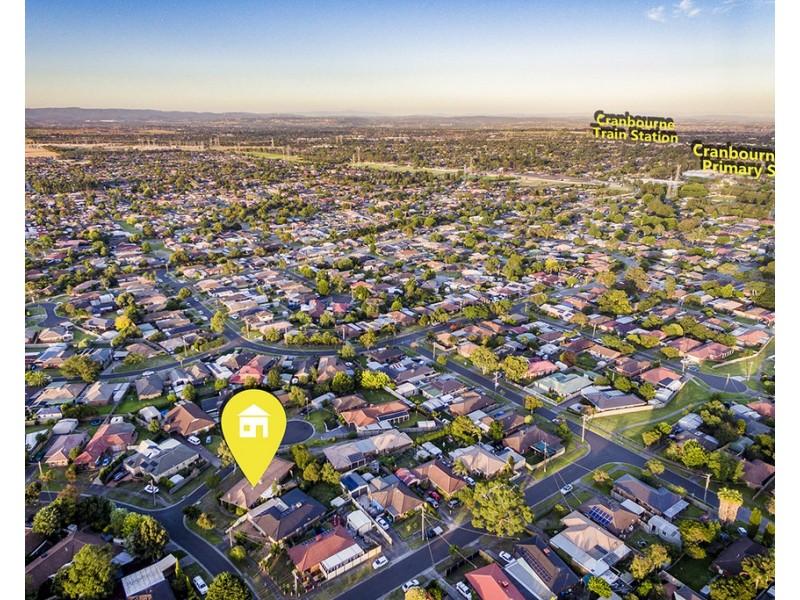 6 Yaltara Close, Cranbourne West VIC 3977