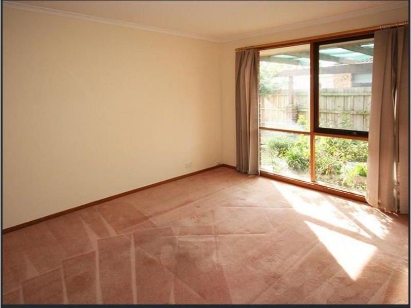 1 Wisteria Court, Cranbourne North VIC 3977