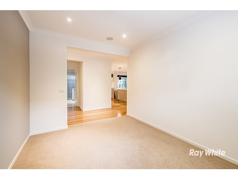 12 Percheron Way, Clyde North VIC 3978