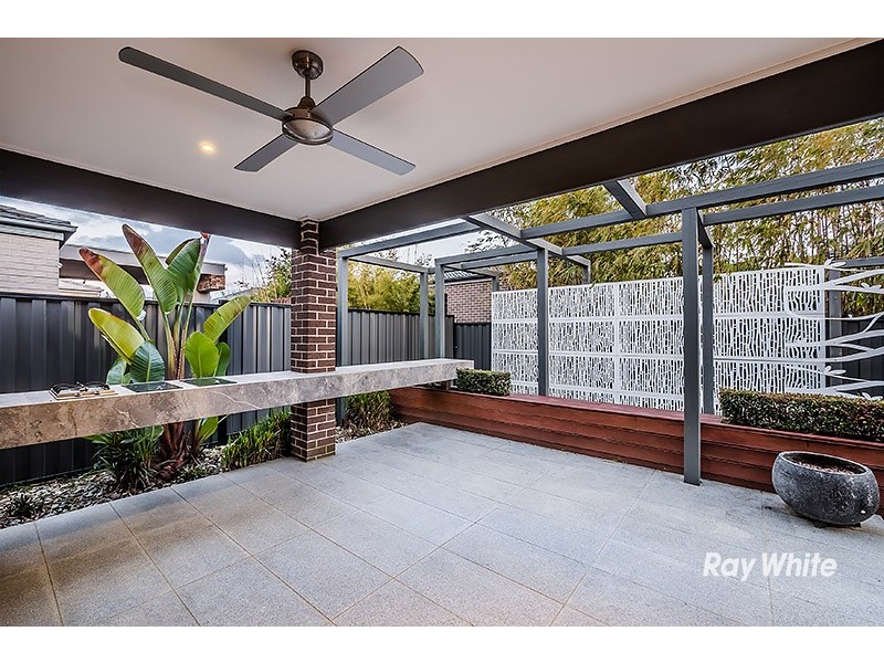 12 Percheron Way, Clyde North VIC 3978