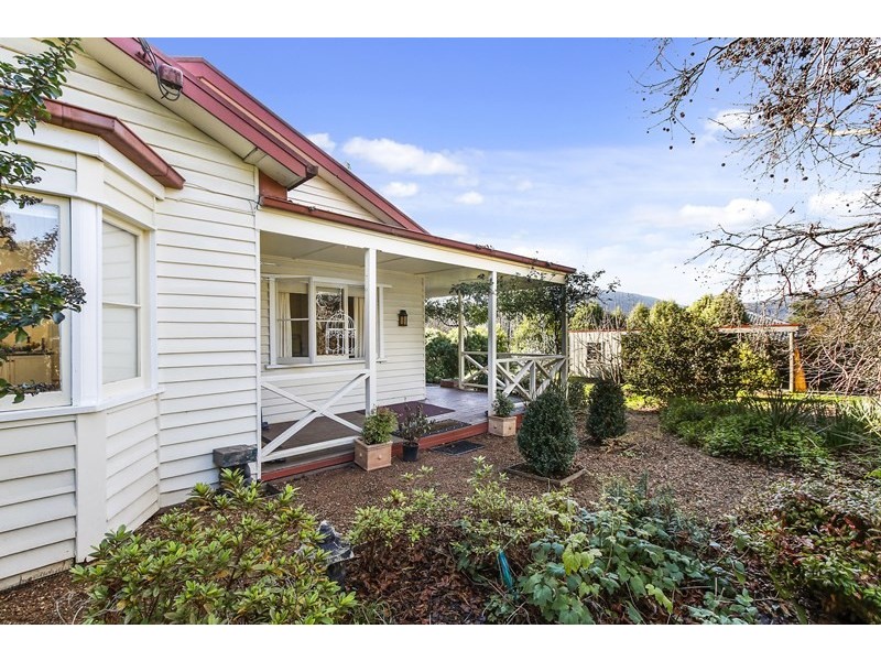 13-15 Hillview street, Yarra Junction VIC 3797