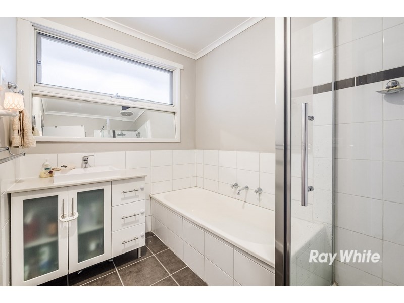 20 Donnelly Court, Cranbourne VIC 3977