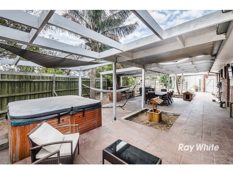 20 Donnelly Court, Cranbourne VIC 3977