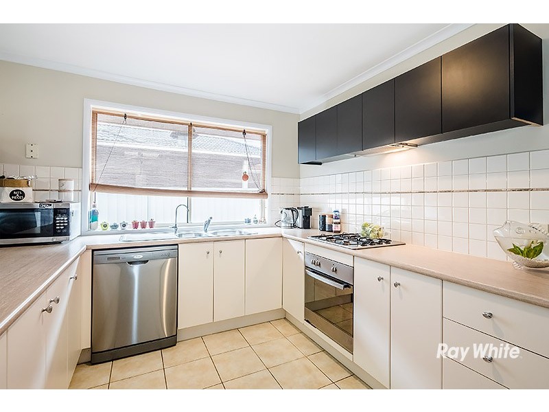 21 Monahans Road, Cranbourne West VIC 3977