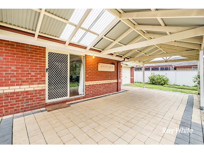 21 Monahans Road, Cranbourne West VIC 3977