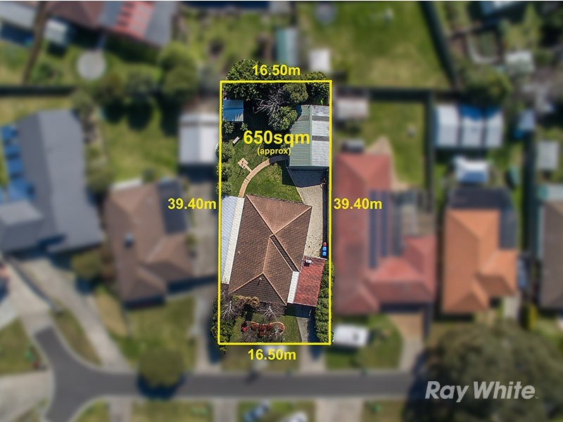 9 South Anderson Court, Cranbourne VIC 3977