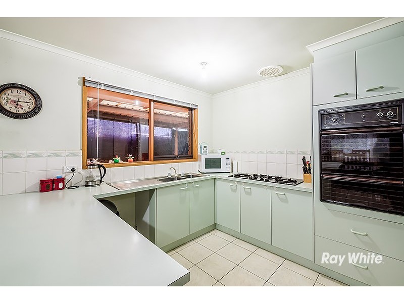 9 South Anderson Court, Cranbourne VIC 3977