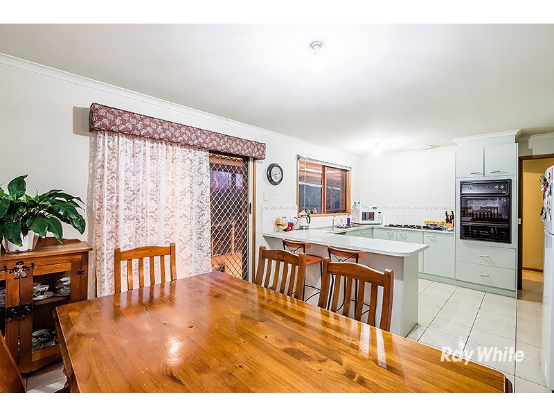 9 South Anderson Court, Cranbourne VIC 3977