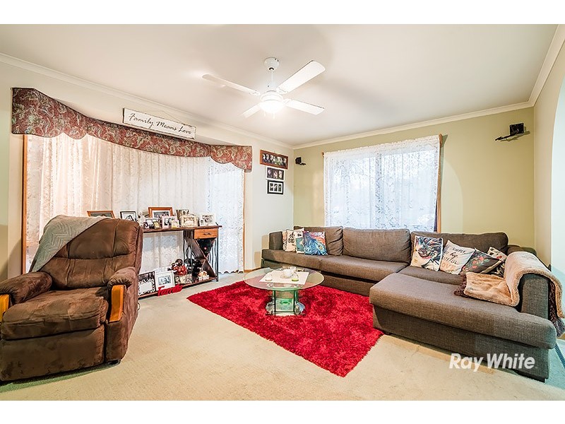 9 South Anderson Court, Cranbourne VIC 3977