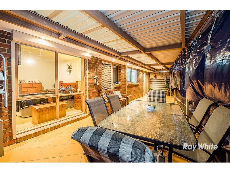 9 South Anderson Court, Cranbourne VIC 3977