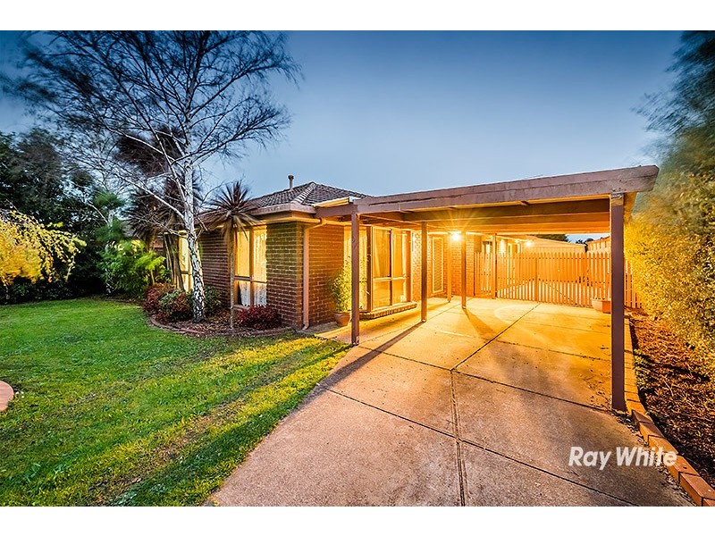 9 South Anderson Court, Cranbourne VIC 3977