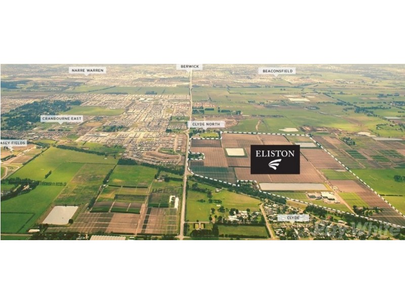 33 Pump House Crescent, Clyde VIC 3978