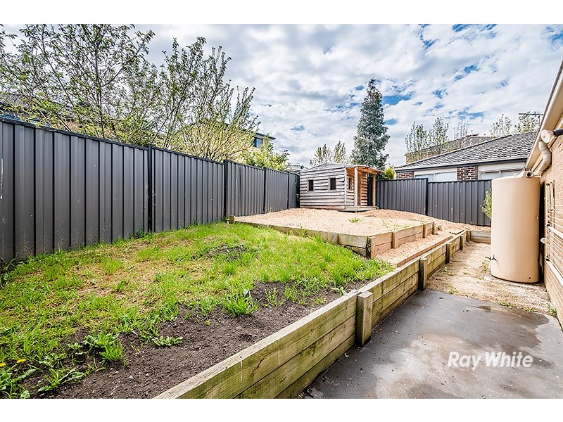 30 Lucerne Circuit, Pakenham VIC 3810