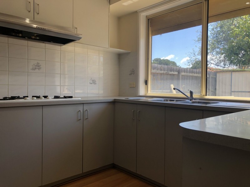 31 Godwin Crescent, Cranbourne North VIC 3977