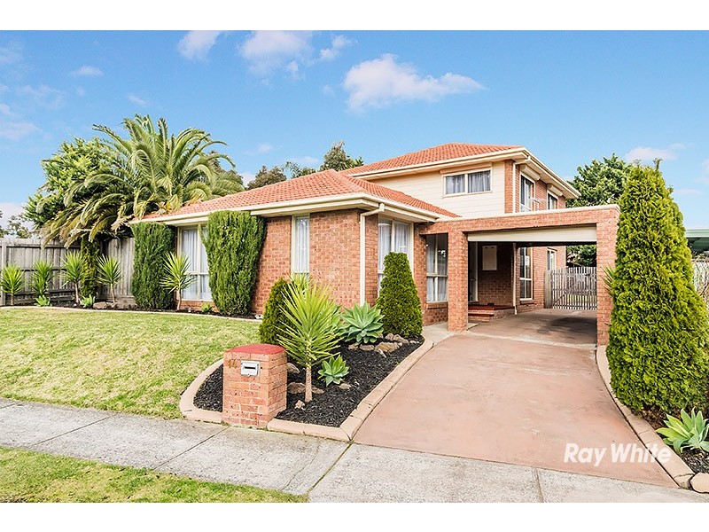 14 Frances Crescent, Cranbourne North VIC 3977