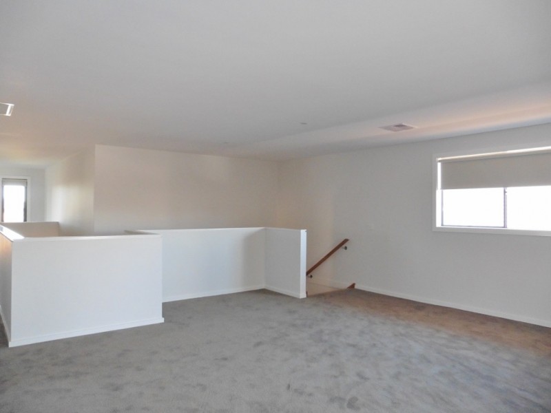 9 Arapiles Street, Cranbourne North VIC 3977