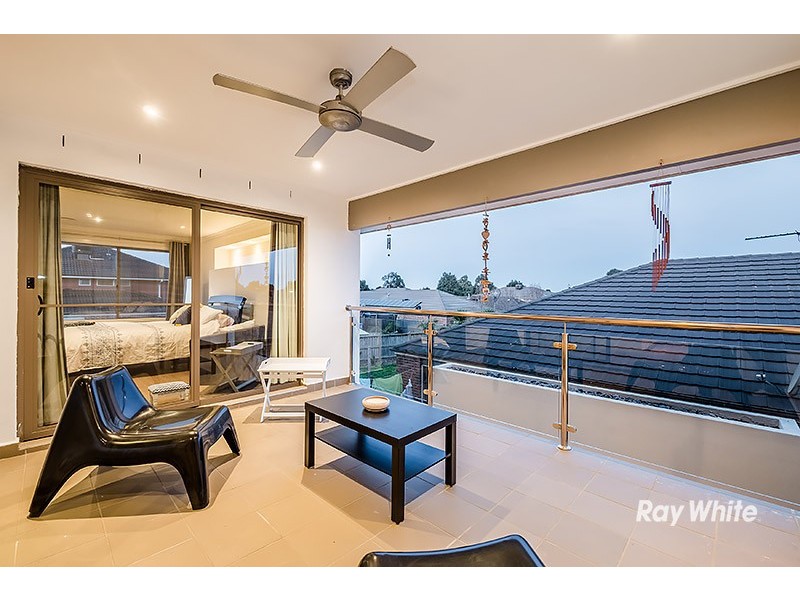 8 Peledora Place, Lyndhurst VIC 3975