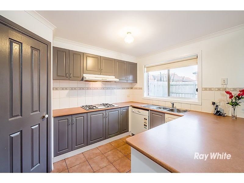 12 Breamlea Way, Cranbourne West VIC 3977