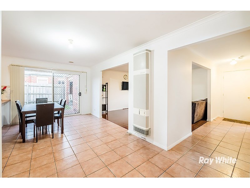 12 Breamlea Way, Cranbourne West VIC 3977