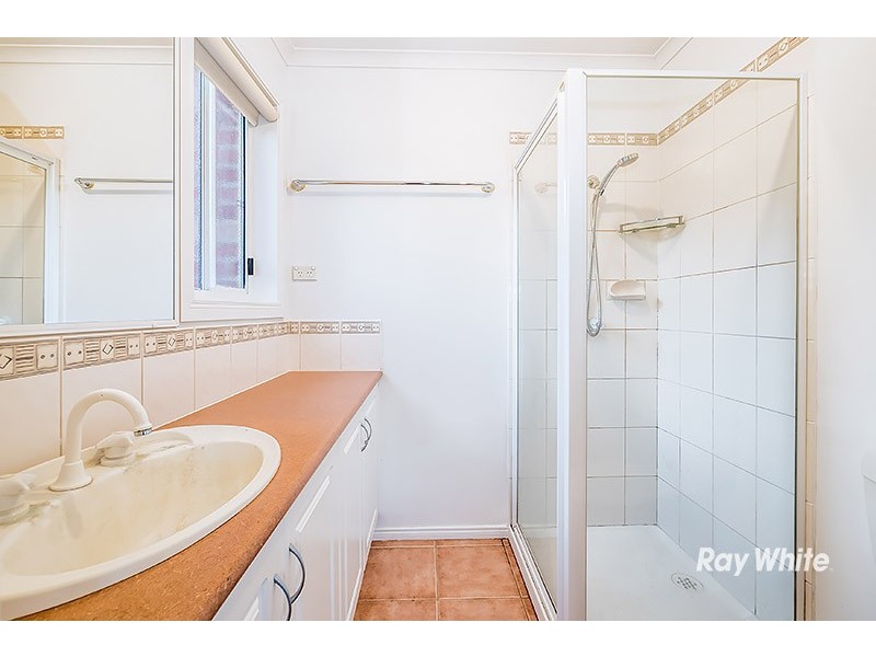 12 Breamlea Way, Cranbourne West VIC 3977