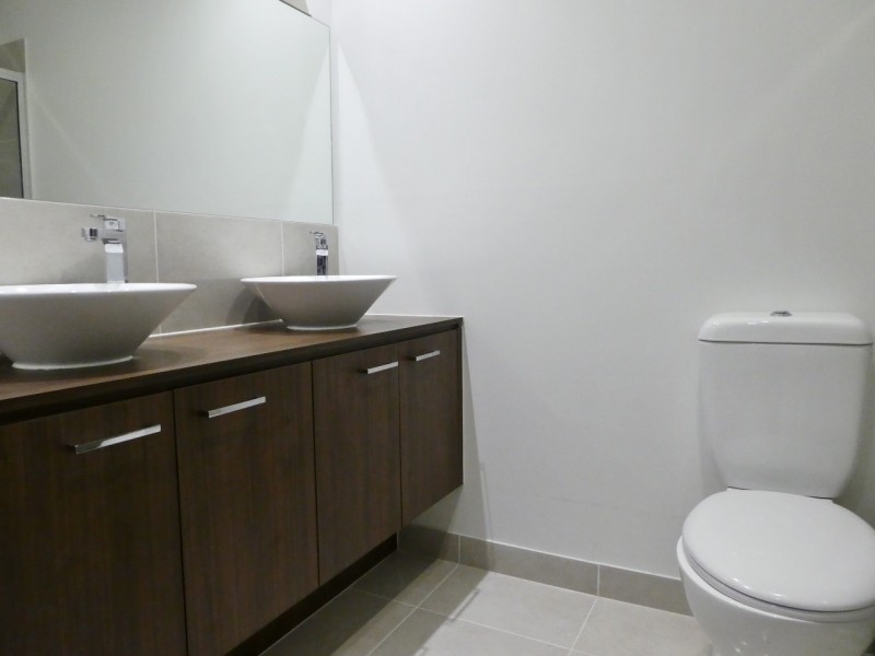 73 Quarters Boulevard, Cranbourne West VIC 3977