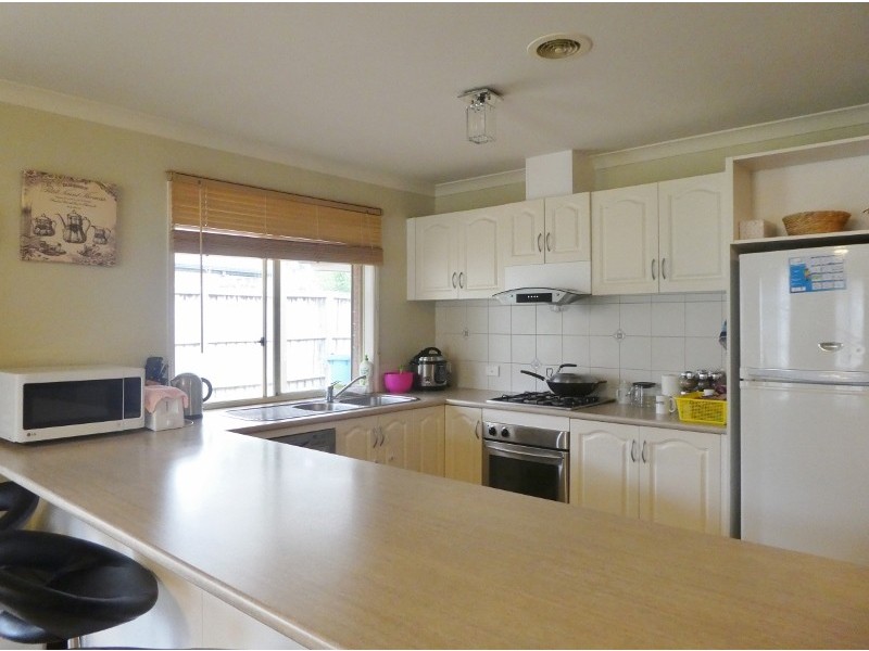 26 Cato Parkway, Lynbrook VIC 3975