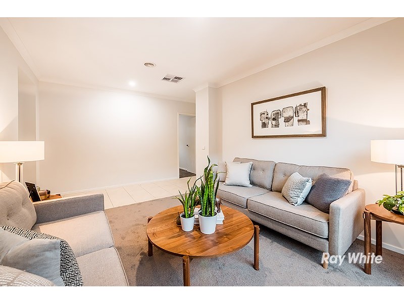 20 Gelderland Drive, Clyde North VIC 3978