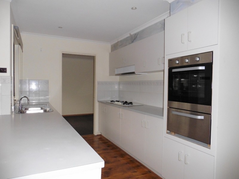 51 Norfolk Drive, Narre Warren VIC 3805