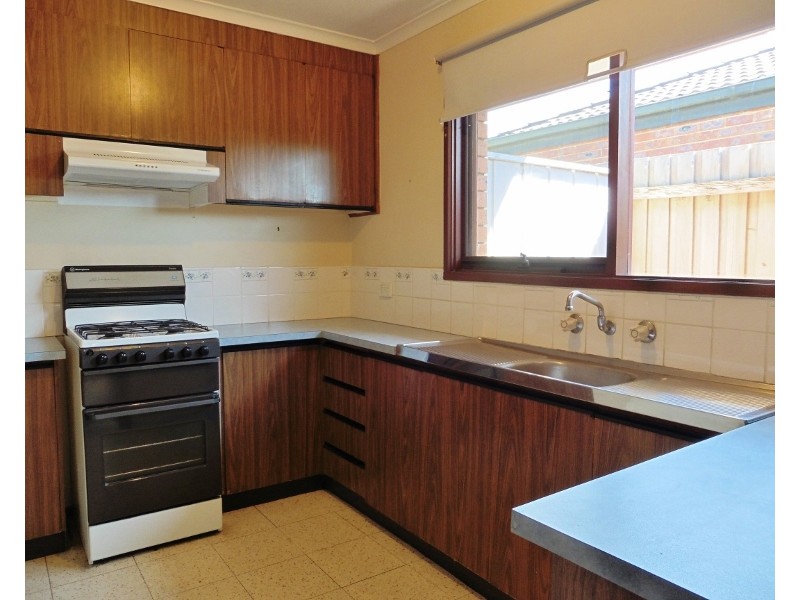 52 Fairbairn Road, Cranbourne VIC 3977