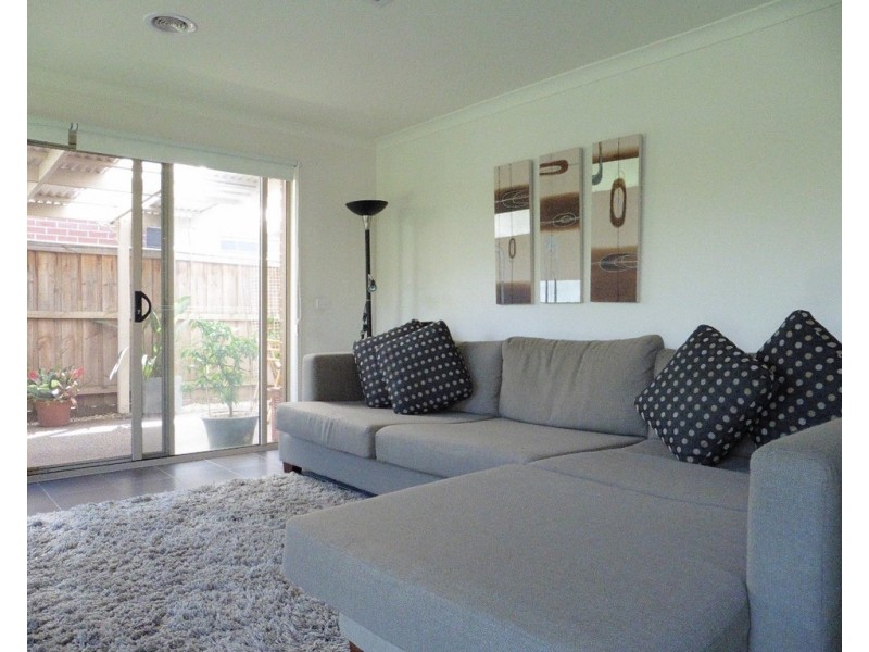17 Windmill Circuit, Lyndhurst VIC 3975