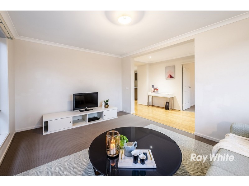 18 Boonwurrung Street, Cranbourne East VIC 3977