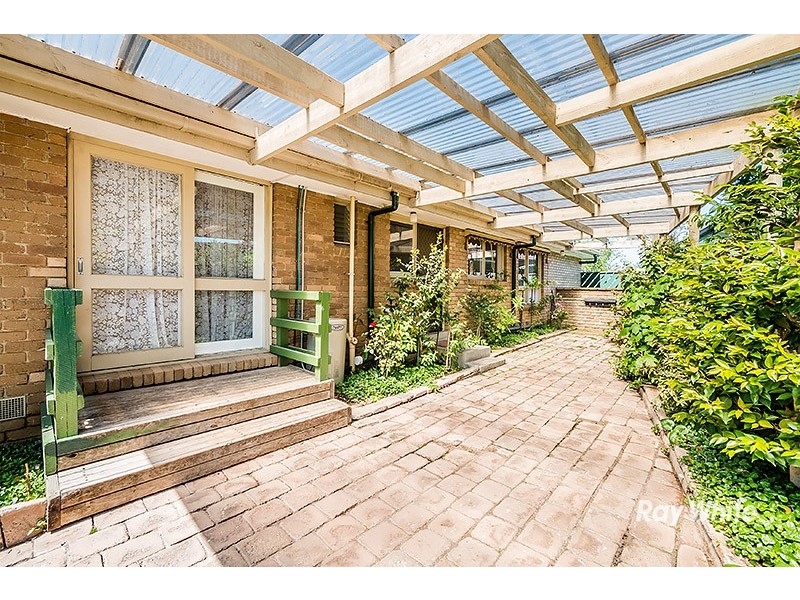 9 Ardmore Street, Cranbourne VIC 3977